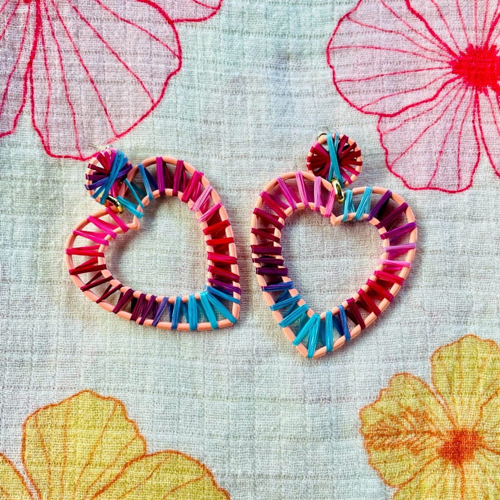 💜💕BOHO WOVEN HEART EARRINGS 💜💕